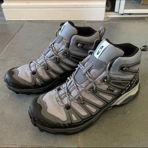 Salomon - X Ultra Mid GTX Hiking Boots (Runs Large)